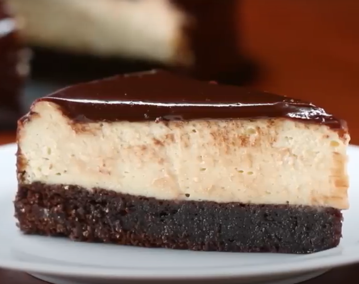 Indulge your sweet tooth with this irresistible Brownie Cheesecake recipe. It's a heavenly combination of fudgy brownies and creamy cheesecake, baked to perfection. This dessert is sure to impress your guests and satisfy your cravings.