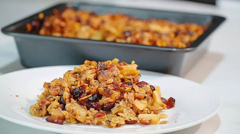 EASY OAT Stuffing with Sausage and CIDER