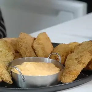 The Secret to Perfect Air-Fried Chicken Tenders with Sriracha Mayo Dipping Sauce