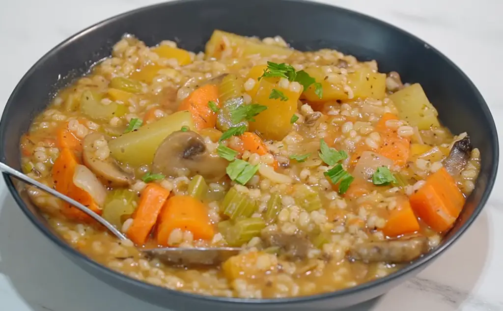 CHUNKY Vegetable SOUP with Barley